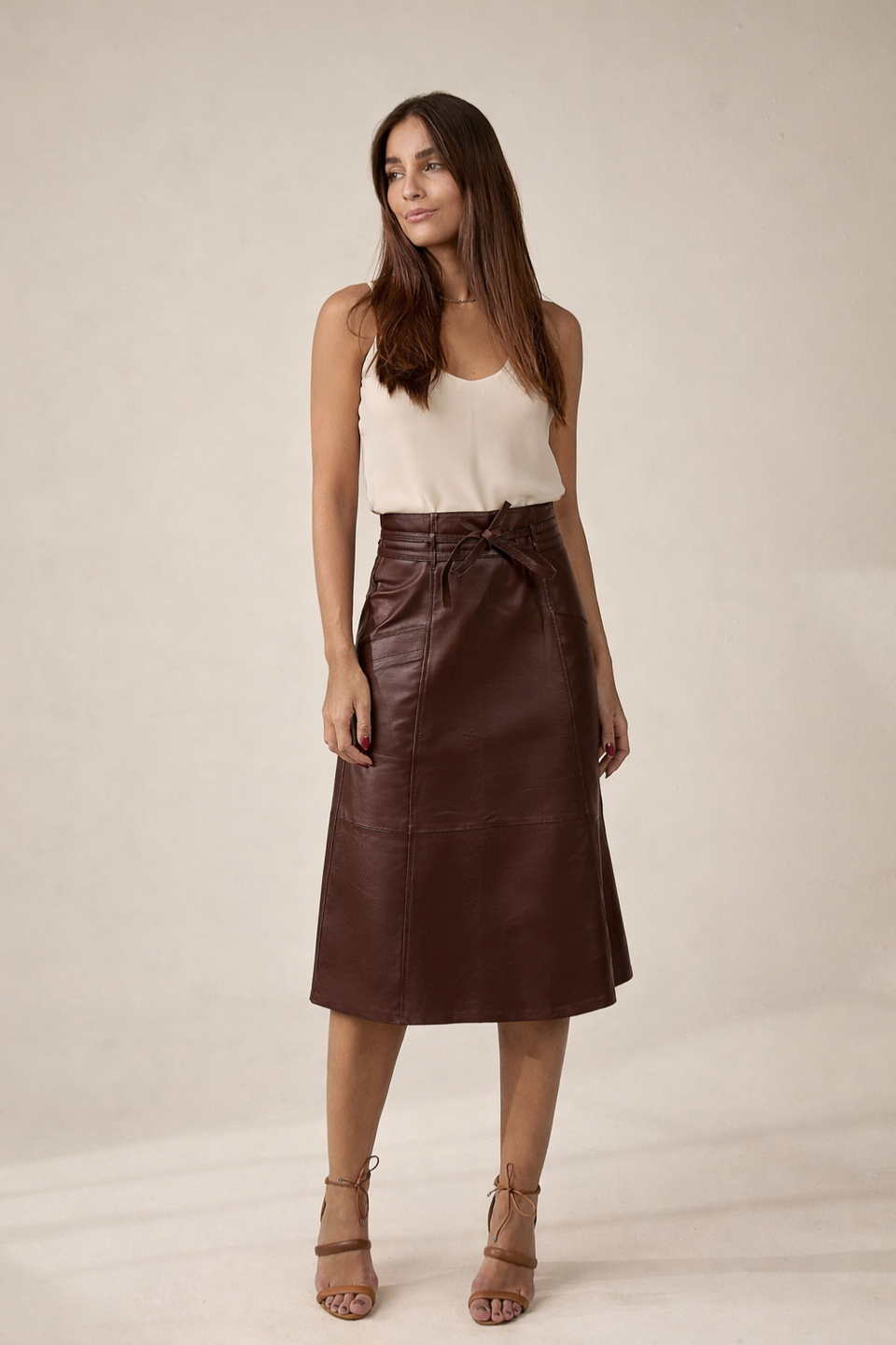 Saia Midi Bolso - Marrom Caf�