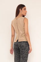 Blusa Regata Couro - Avel�