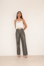 Cal�a Couro Barrel Pregas - Militar