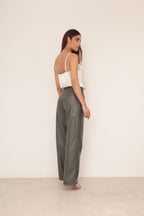 Cal�a Couro Barrel Pregas - Militar