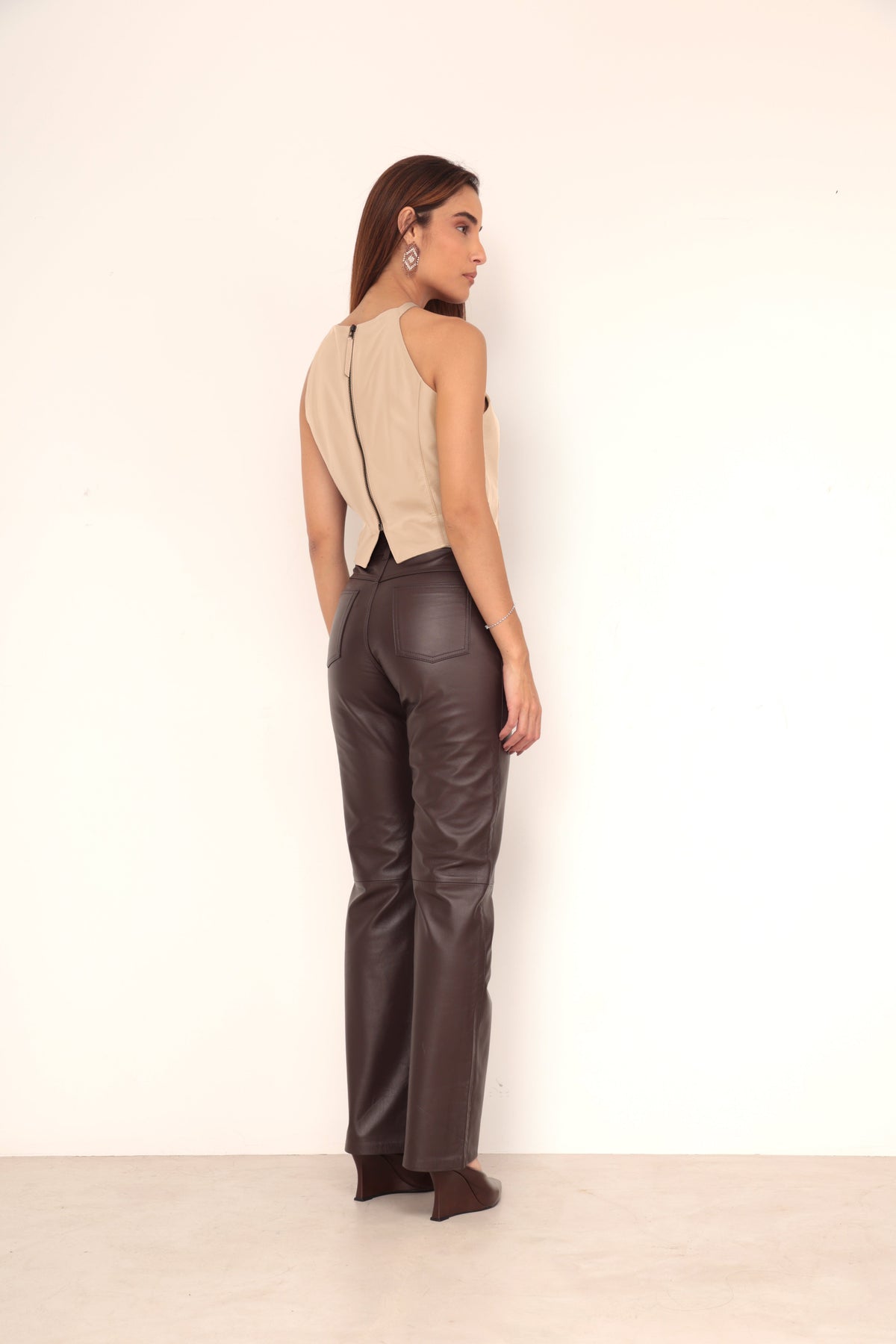 Cropped Decote V - Avel�